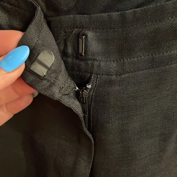 DKNY Lined LINEN wide leg BERMUDA shorts Black size Small - Picture 2 of 12